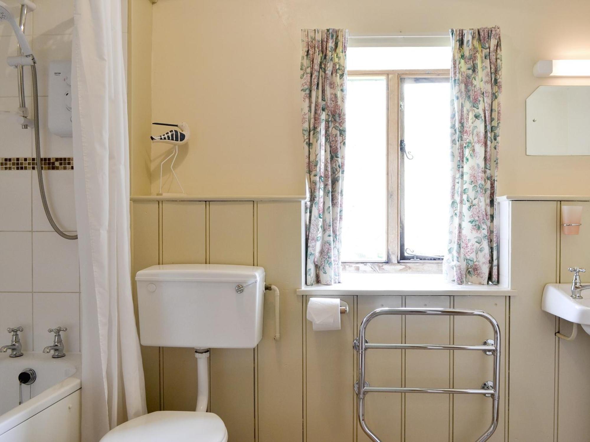 The Coach House Villa Кингтън Екстериор снимка